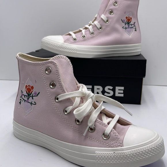 Converse WMNS CTAS HI
BARELY ROSE/VINTAGE WHITE A03740C Sneakers - Picture 14 of 16